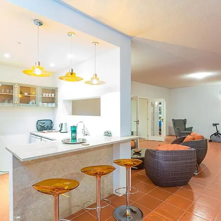 Crisante - Luxury 4 Bedroom In - Private Pool And Games * كاسكايس