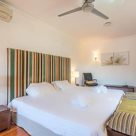 Crisante - Luxury 4 Bedroom In - Private Pool And Games *